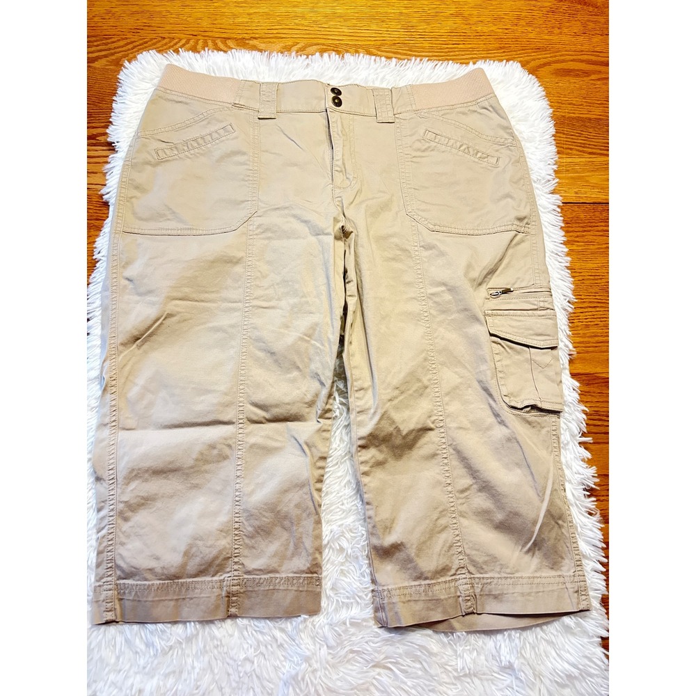 Lee Womens Khaki Cargo Capri Pants Size 20W Just Below The Waist Tan Crop